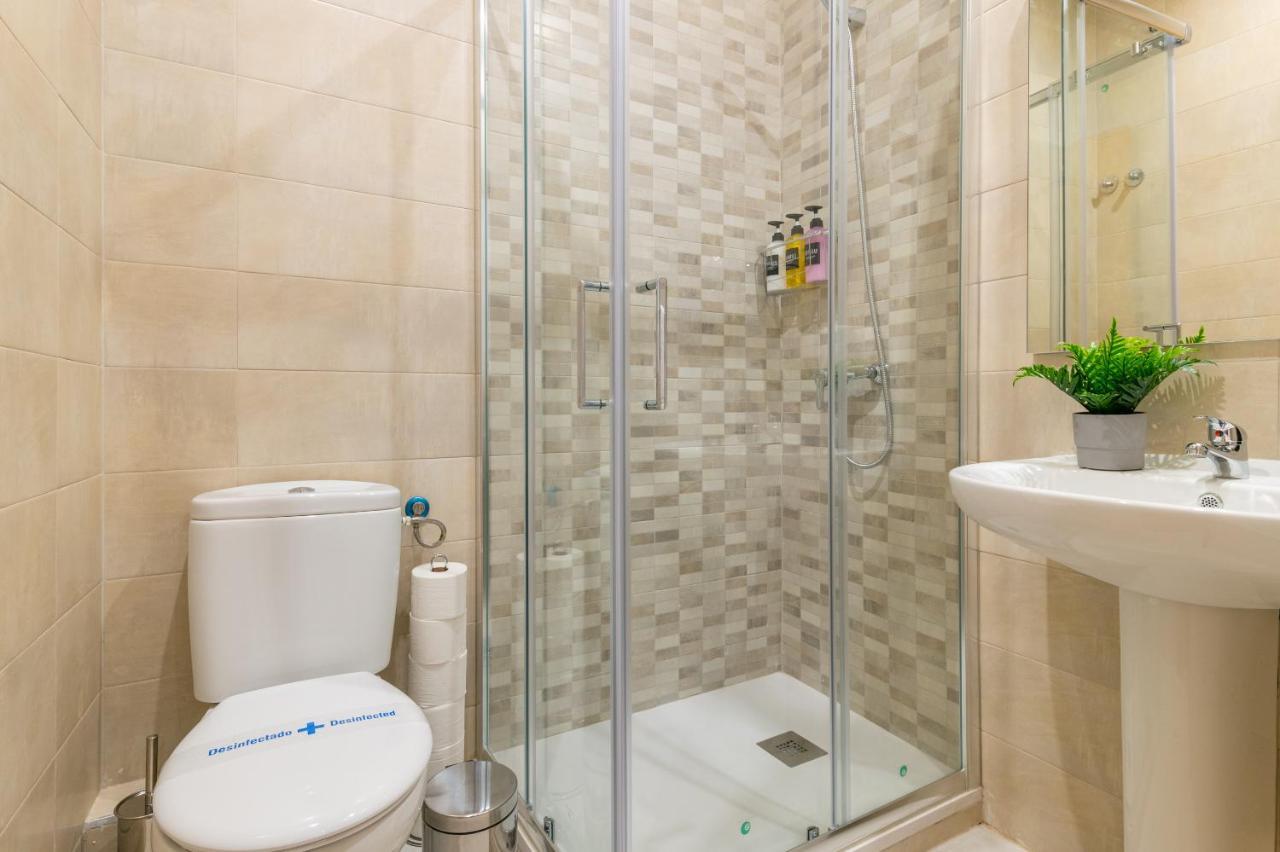 Centrico Apartamento Con 3 Banos En Puerta Del Sol Y Atocha Madrid Dış mekan fotoğraf