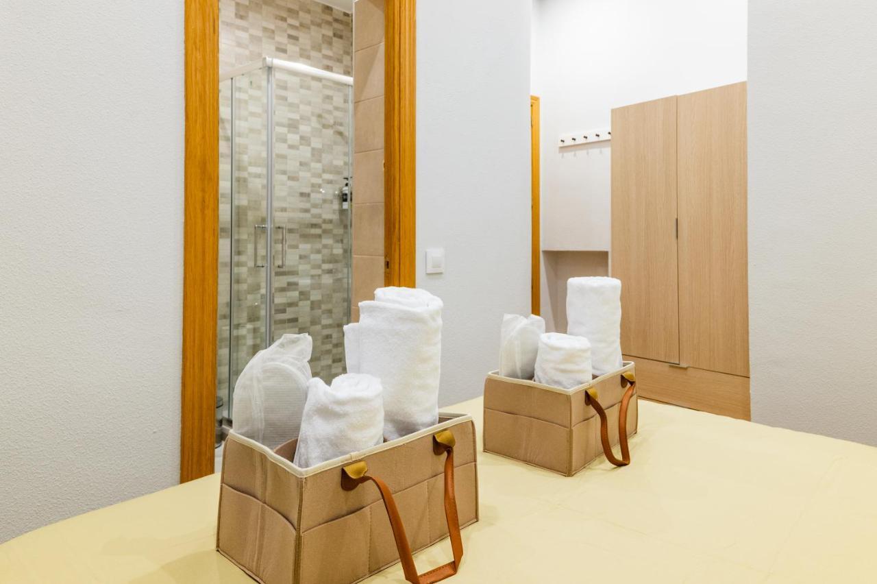 Centrico Apartamento Con 3 Banos En Puerta Del Sol Y Atocha Madrid Dış mekan fotoğraf