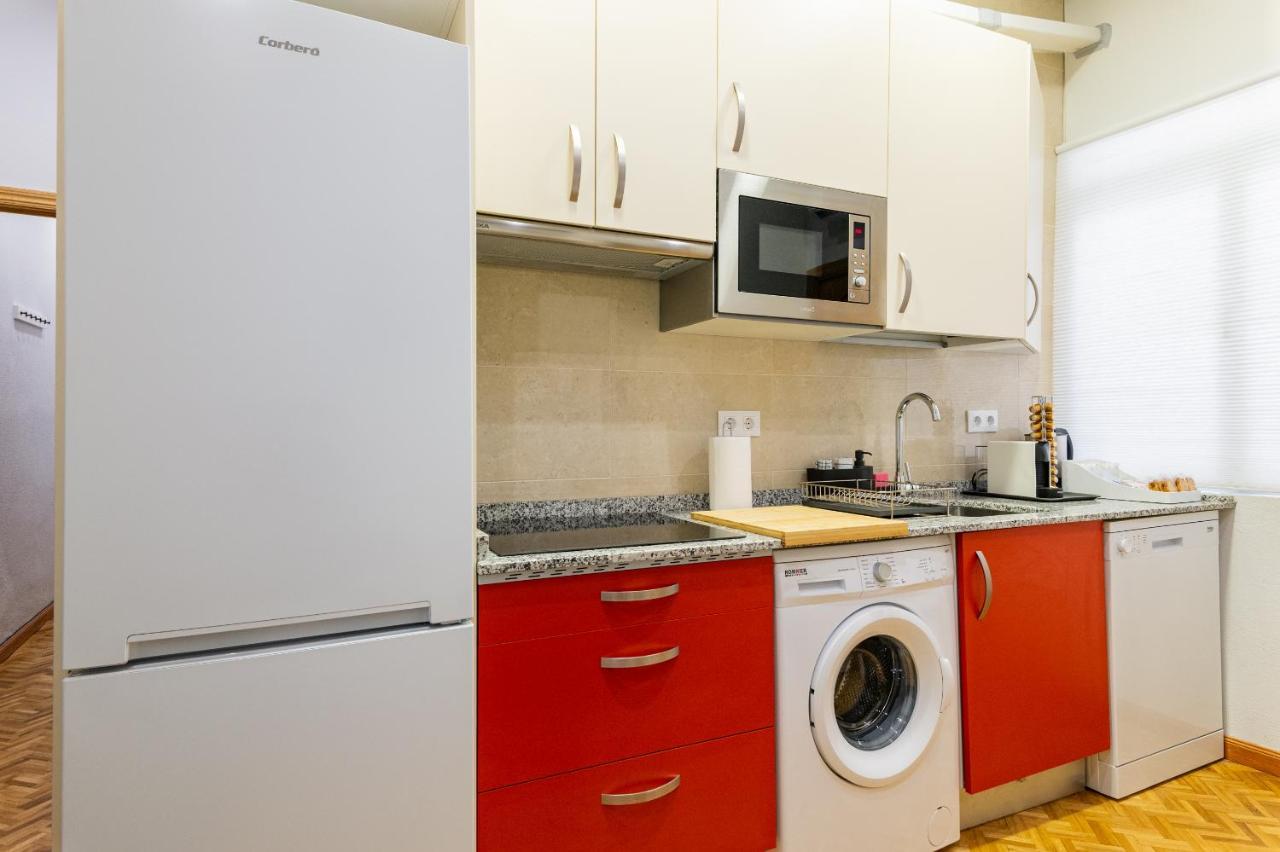 Centrico Apartamento Con 3 Banos En Puerta Del Sol Y Atocha Madrid Dış mekan fotoğraf