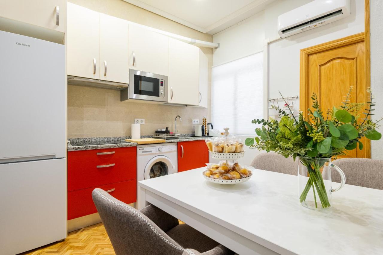 Centrico Apartamento Con 3 Banos En Puerta Del Sol Y Atocha Madrid Dış mekan fotoğraf